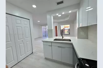 4911 Spinnaker Dr #4808, Dania Beach, FL 33312 - Photo 3