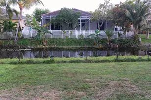 7960 NW 14th St, Pembroke Pines, FL 33024 - Photo 3