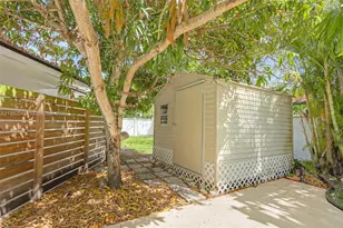 6810 SW 51st St, Miami, FL 33155 - Photo 5