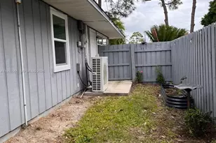 1125 SW 15th Ave SW, Vero Beach, FL 32962 - Photo 9