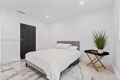 1850 NE 199th St, Miami, FL 33179 - Photo 27
