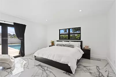 1850 NE 199th St, Miami, FL 33179 - Photo 21