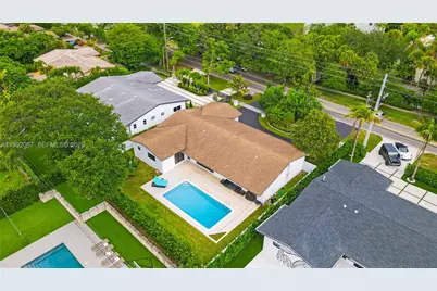 1850 NE 199th St, Miami, FL 33179 - Photo 1