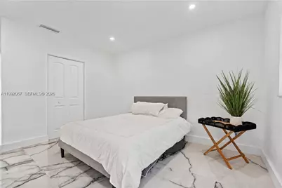 1850 NE 199th St, Miami, FL 33179 - Photo 27