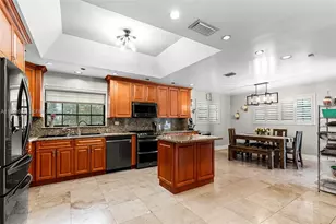 16214 NW 82nd Pl, Miami Lakes, FL 33016 - Photo 13