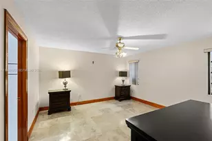 16214 NW 82nd Pl, Miami Lakes, FL 33016 - Photo 19