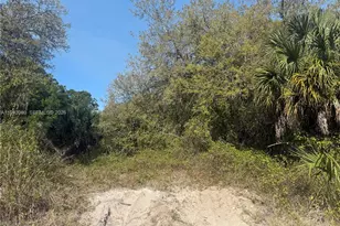 240 S Estribo St, Clewiston, FL 33440 - Photo 1