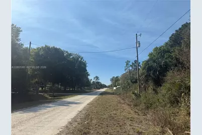 240 S Estribo St, Clewiston, FL 33440 - Photo 9