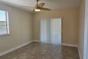 8100 Geneva Ct, Doral, FL 33166 - Photo 25