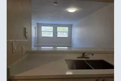 8100 Geneva Ct #432, Doral, FL 33166 - Photo 33