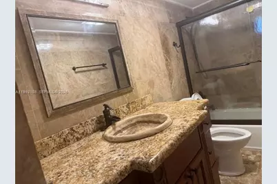 5401 Collins Ave #1514, Miami Beach, FL 33140 - Photo 23