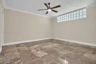 5401 Collins Ave, Miami Beach, FL 33140 - Photo 31
