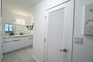 3800 S Ocean Dr, Hollywood, FL 33019 - Photo 21