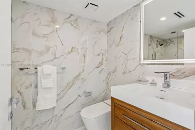 5660 Collins Ave #11C, Miami Beach, FL 33140 - Photo 25