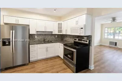 5705 NW 14th St, Lauderhill, FL 33313 - Photo 3