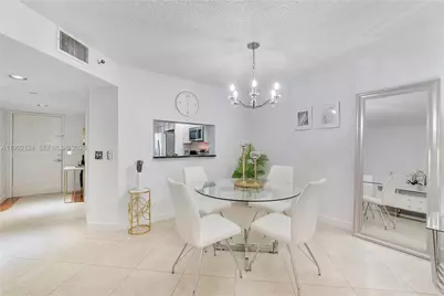 1301 SW 142nd Ave #203H, Pembroke Pines, FL 33027 - Photo 5