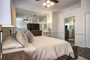 15856 NW 12th Ct, Pembroke Pines, FL 33028 - Photo 13