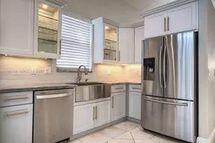 15856 NW 12th Ct, Pembroke Pines, FL 33028 - Photo 35