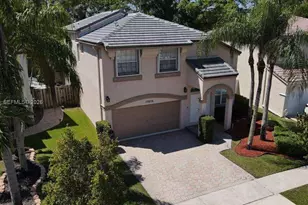 15856 NW 12th Ct, Pembroke Pines, FL 33028 - Photo 5