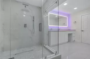 803 NW 133rd Ct, Miami, FL 33182 - Photo 23