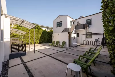 7910 Byron Ave #3, Miami Beach, FL 33141 - Photo 17