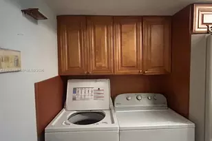 6755 Crooked Palm Terrace, Miami Lakes, FL 33014 - Photo 3