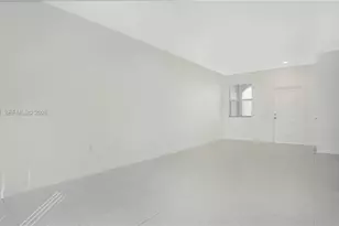 2676 SE 12th St, Homestead, FL 33035 - Photo 15