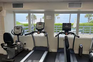 5005 Collins Ave, Miami Beach, FL 33140 - Photo 23