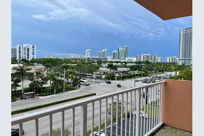 2200 E Hallandale Beach Blvd #605, Hallandale Beach, FL 33009 - Photo 17