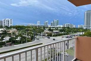 2200 E Hallandale Beach Blvd, Hallandale Beach, FL 33009 - Photo 17