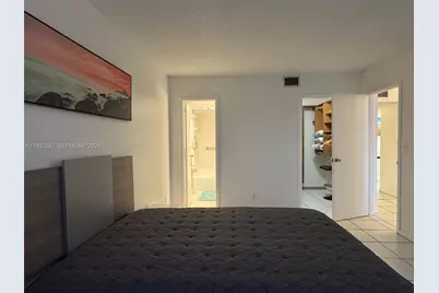 2200 E Hallandale Beach Blvd #605, Hallandale Beach, FL 33009 - Photo 5