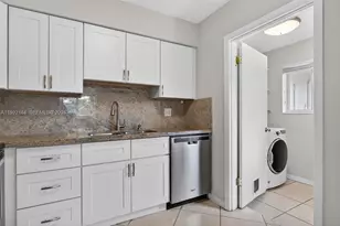 3900 NE 22nd Ave, Lighthouse Point, FL 33064 - Photo 11