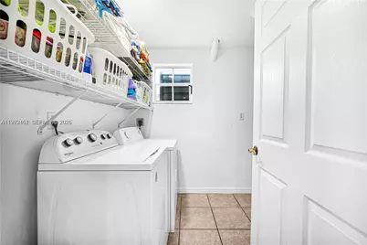 18400 NW 78th Ave, Hialeah, FL 33015 - Photo 39