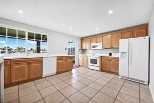 18400 NW 78th Ave, Hialeah, FL 33015 - Photo 23