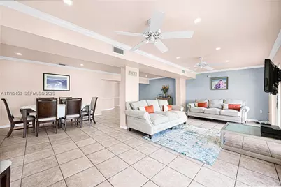 18400 NW 78th Ave, Hialeah, FL 33015 - Photo 21