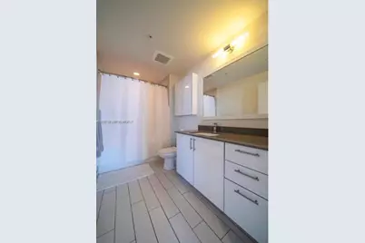 999 SW 1st Ave #2105, Miami, FL 33130 - Photo 9