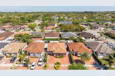 7929 NW 200th Ter, Hialeah, FL 33015 - Photo 71