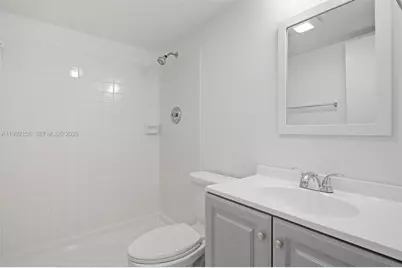 9994 Nob Hill Ct #9994, Sunrise, FL 33351 - Photo 11