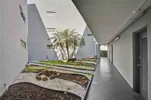 1601 NE 191st St, Miami, FL 33179 - Photo 25