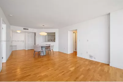 1900 Sunset Harbour Dr #2303, Miami Beach, FL 33139 - Photo 9