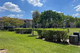 12550 SW 15th St, Pembroke Pines, FL 33027 - Photo 5