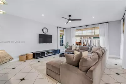 15862 SW 24th St, Miramar, FL 33027 - Photo 17