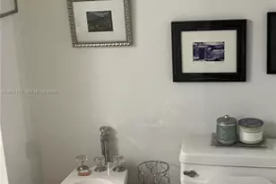 1000 Quayside Terrace, Miami, FL 33138 - Photo 11