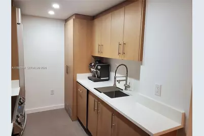 10275 Collins Ave #523, Bal Harbour, FL 33154 - Photo 5