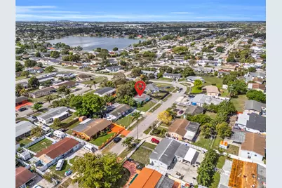 5020 NW 182nd St, Miami Gardens, FL 33055 - Photo 9