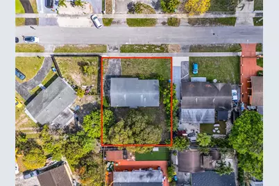 5020 NW 182nd St, Miami Gardens, FL 33055 - Photo 11