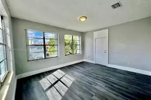 301 SW 10th Ave, Miami, FL 33130 - Photo 3