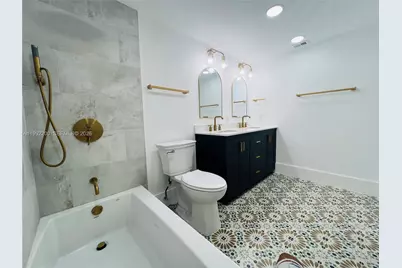 2402 Antigua Cir #H1, Coconut Creek, FL 33066 - Photo 13