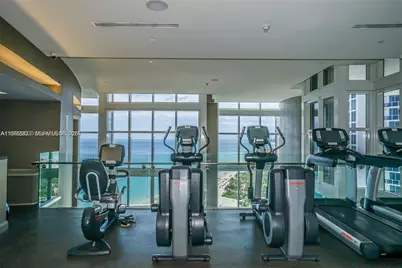 18101 Collins Ave #5104, Sunny Isles Beach, FL 33160 - Photo 35