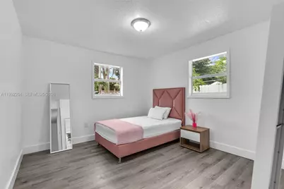 181 NE 121st St, North Miami, FL 33161 - Photo 23